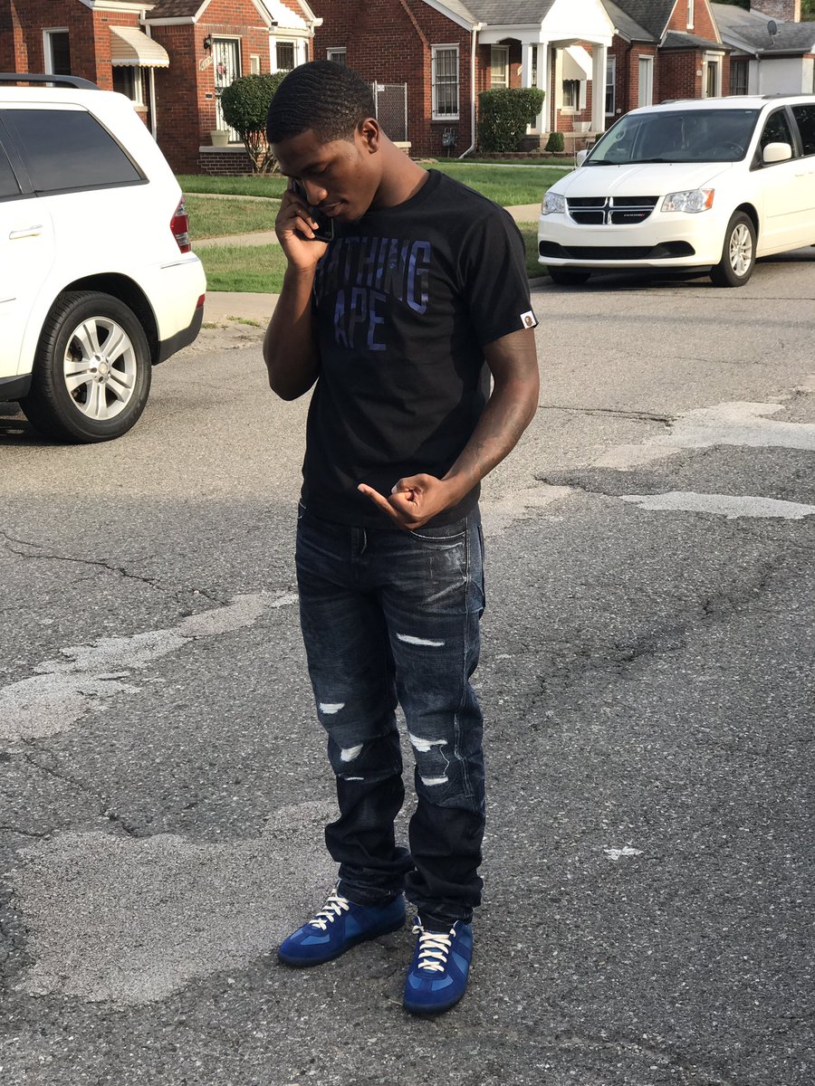 _trippytre's tweet photo. π€ another year in the books #EST98 https://t.co/U5SJKDPpdv