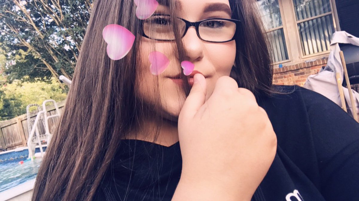 bbylonluke's tweet image. more self love♡