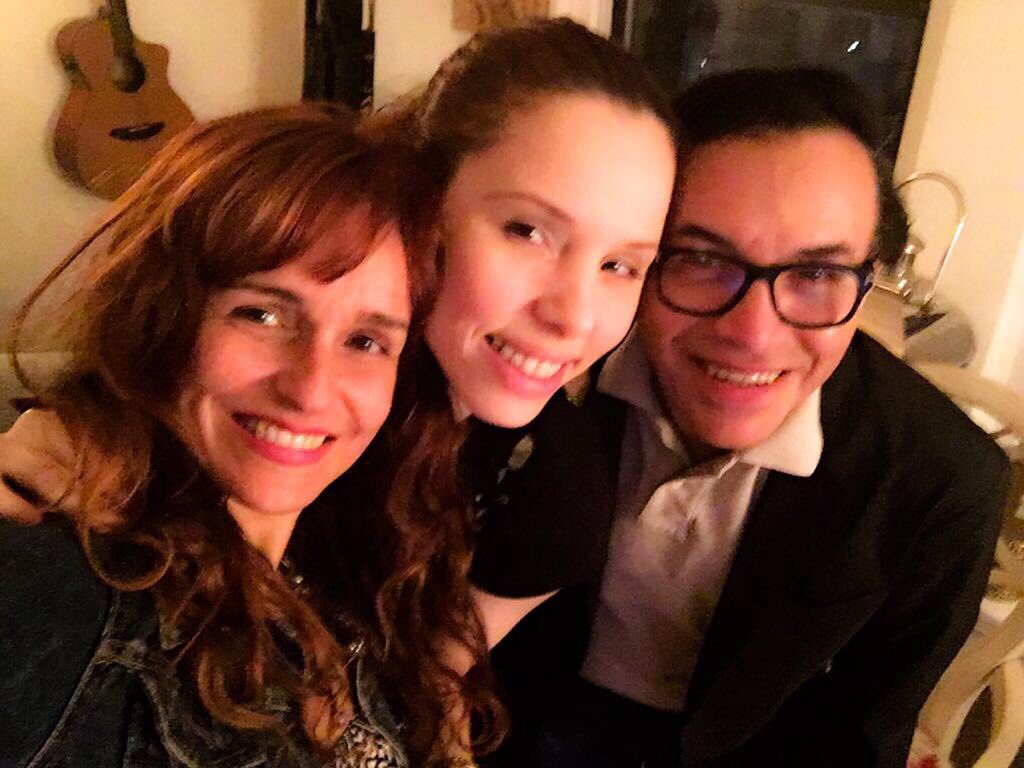 ZabeleOficial's tweet photo. Amigos amados de uma vida! @vanfalabellaSOM & #andrealves ❤️ #nyc https://t.co/Xx0WZNfZjT
