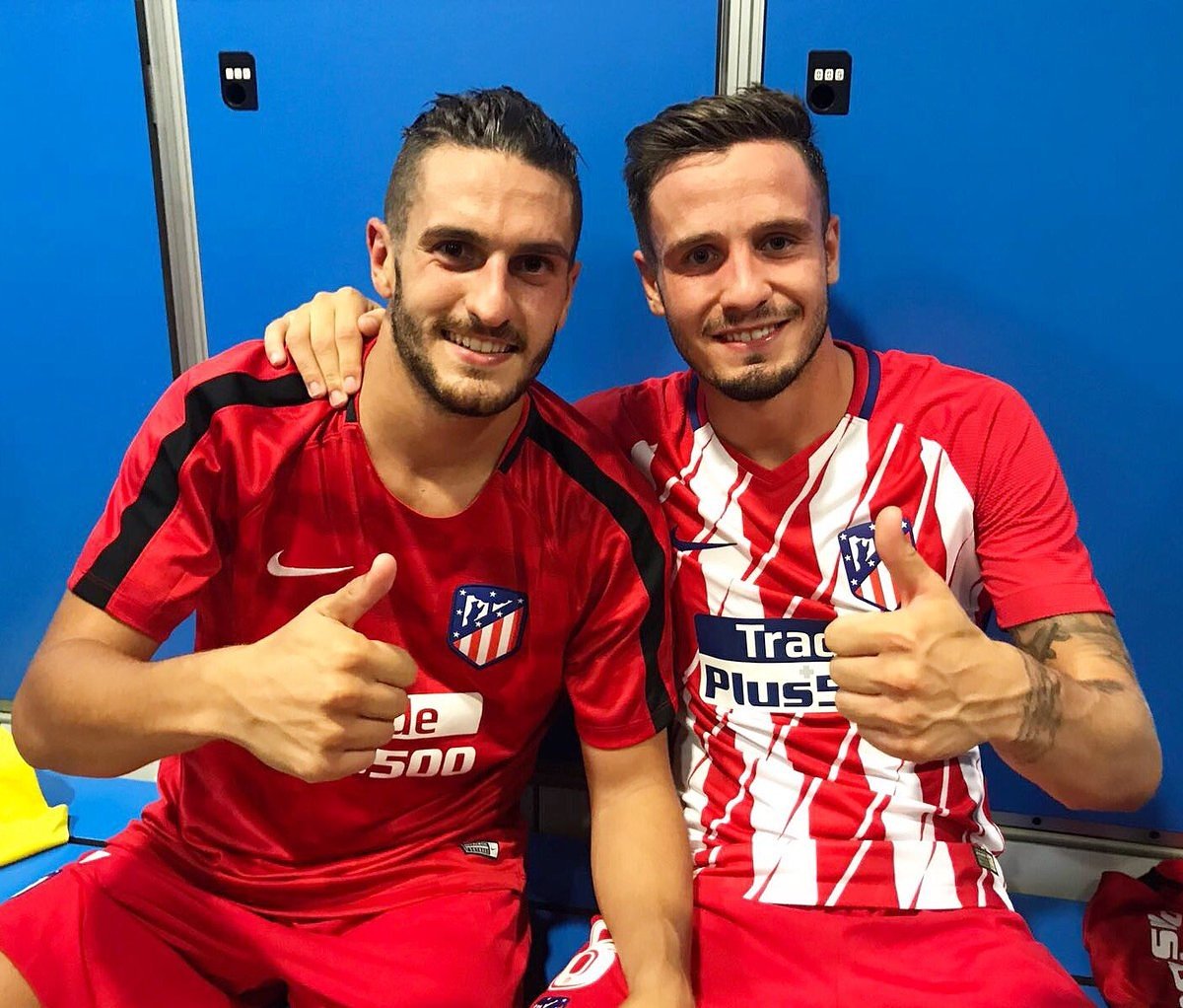 Koke6's tweet photo. Gran partido del equipo +3⃣

Primer doblete ⚽⚽

1⃣5⃣0⃣ partidos de @saulniguez con el @atleti 

#AupaAtleti 🔴⚪🔴 https://t.co/upNaD9cwGi
