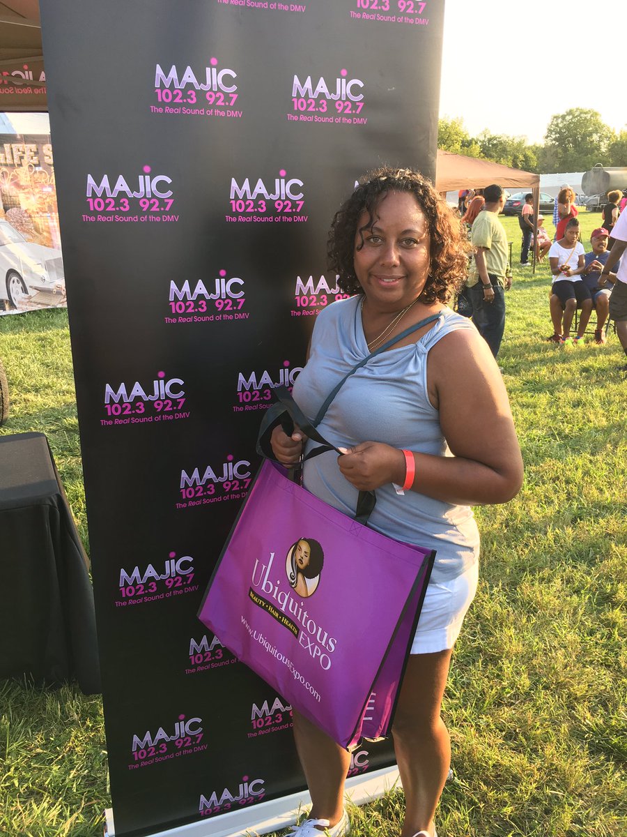 MajicDC's tweet photo. A winner at the Soul Funk Jazz Summer Festival and Crabfest! @comiccop2 and @victoriaonpaper got giveaways! #majic1023and927 #onevip https://t.co/pwM8kHI2Wz