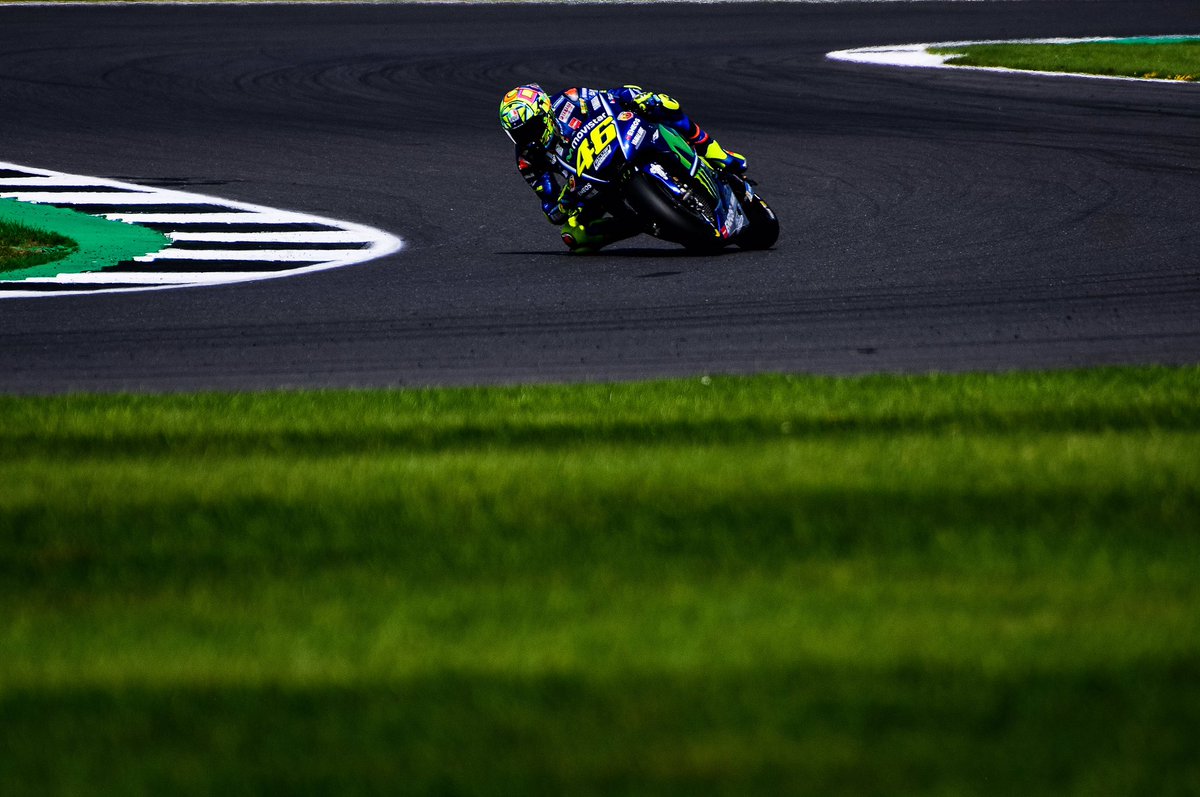 ValeYellow46's tweet photo. Circuito di Silverstone,Inghilterra 
Sabato,prove ufficiali 
📸 Mighelon https://t.co/HMwOOv1HGc