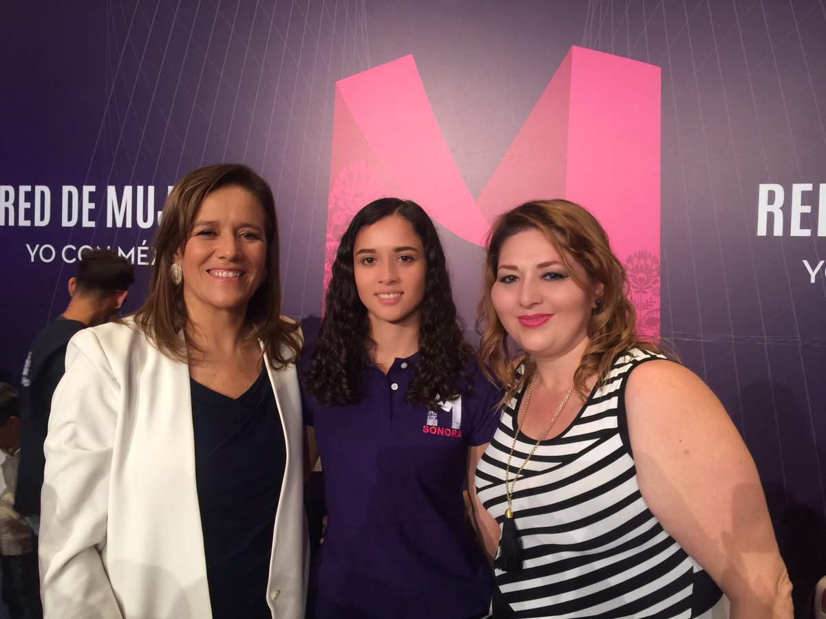 kaferna23's tweet photo. Encuentro Nacional de Mujeres Con México. #UnidasSomosMaZ #MujeresConMexico https://t.co/8wZouEDwDb