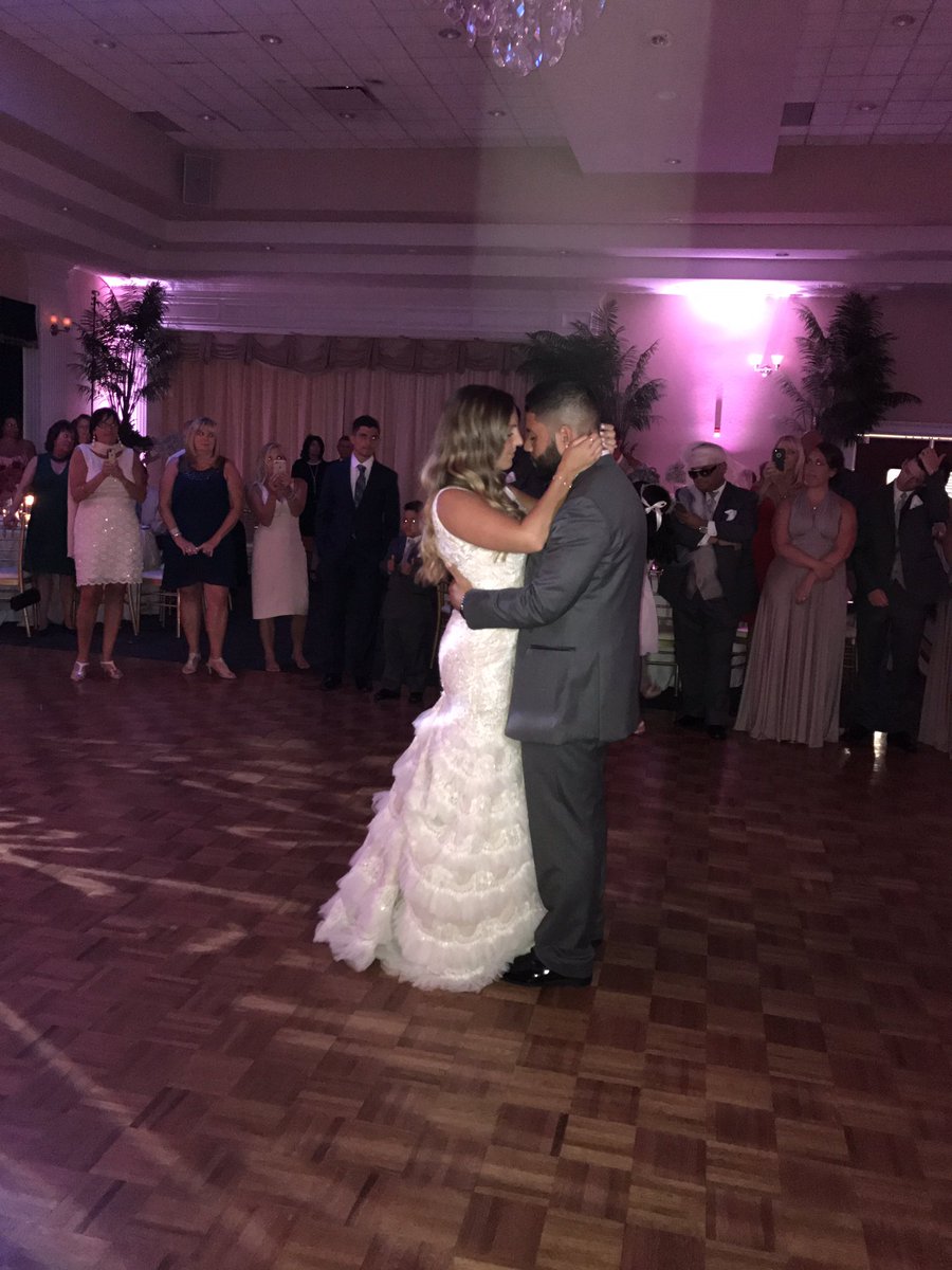 RiosAnnette's tweet photo. Love Story..#GomezLove https://t.co/hjq1os6zm6