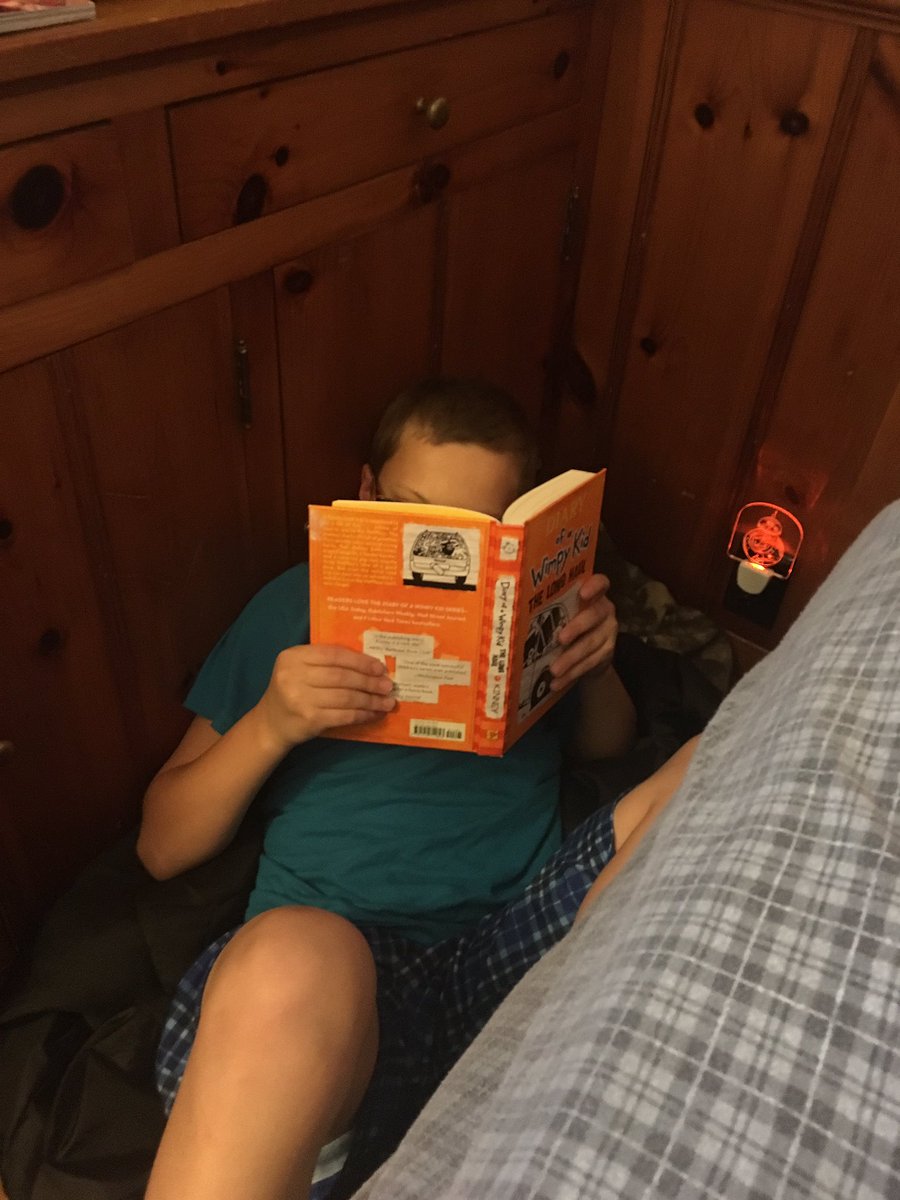 momofhlhs's tweet photo. Thxs @wimpykid #readingmilestone #readingmoment just got #shushed! My 10yo - I asked what he was doing - "SHHHH I'M READING!" #proudmom https://t.co/2LfdIhgQpX