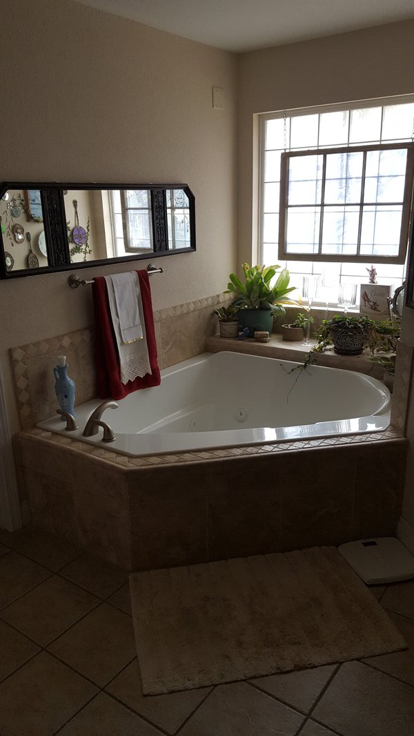 Jackneedham12's tweet photo. Home for sale in Cantonment - Call for appointment. 850-418-4580
3465 Living / 1386 Garages (5 car). Pictures at https://t.co/cNnb1dIhx2 https://t.co/QxOSNUt6pr