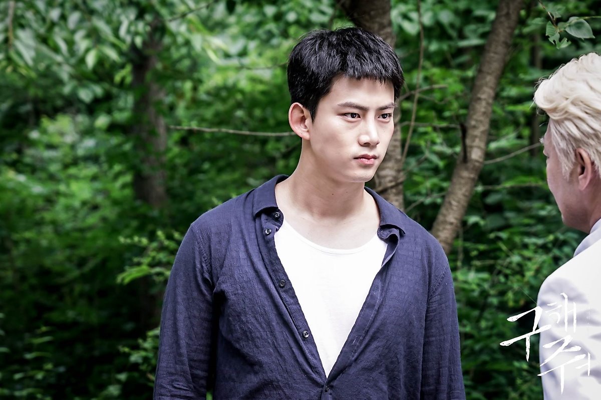 DIM_JZXUEAAIvvs.jpg:large