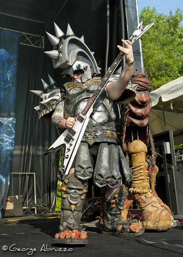 shakypubco's tweet photo. The Blood Of Gods Tour is landing in #Winnipeg @pyramidcabaret Nov 8/17 @BeefcakeofGwar & @GWARofficial #livemusic #metal #BeThereOrDie \m/ https://t.co/kUae2qisQG