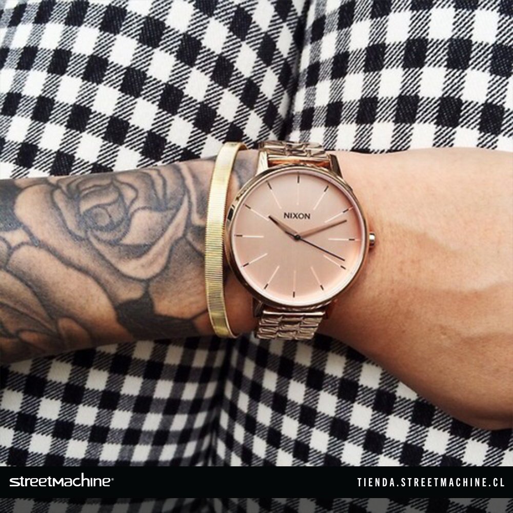StreetmachineT's tweet photo. Siempre un reloj @nixon_chile le vendrá bien a tu outfit de sábado por la noche. #TuUrbanStore #NixonWeekend https://t.co/kbd7MX2pdD