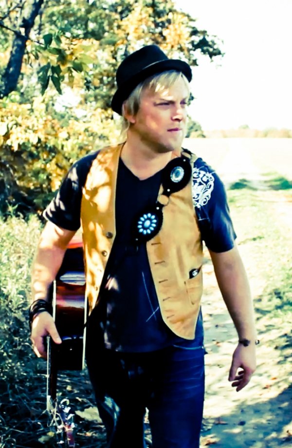 Saturday - Vanyah - The Brownestone Gastropub <a href="/BrownestoneGP/">The Brownestone GP</a> #Hespeler @cbridgeca #Cbridge htl.li/VvPC30aI5Du