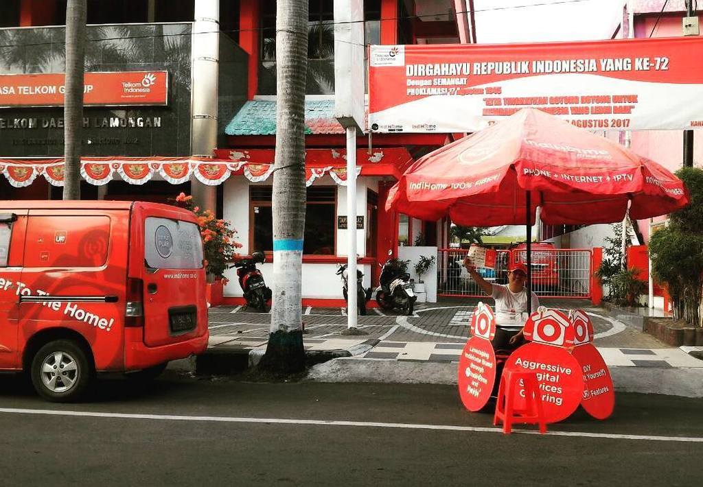 LamonganDigital's tweet photo. Halo Arek #LamonganDigital, SEMANGAT PAGI INDONESIA !, Jalan2 Car Free Day yuk ;-) @parwi66 @putrodewanto  @_funta… https://t.co/VMA2BZOwxK https://t.co/dFVzJ8HcYm