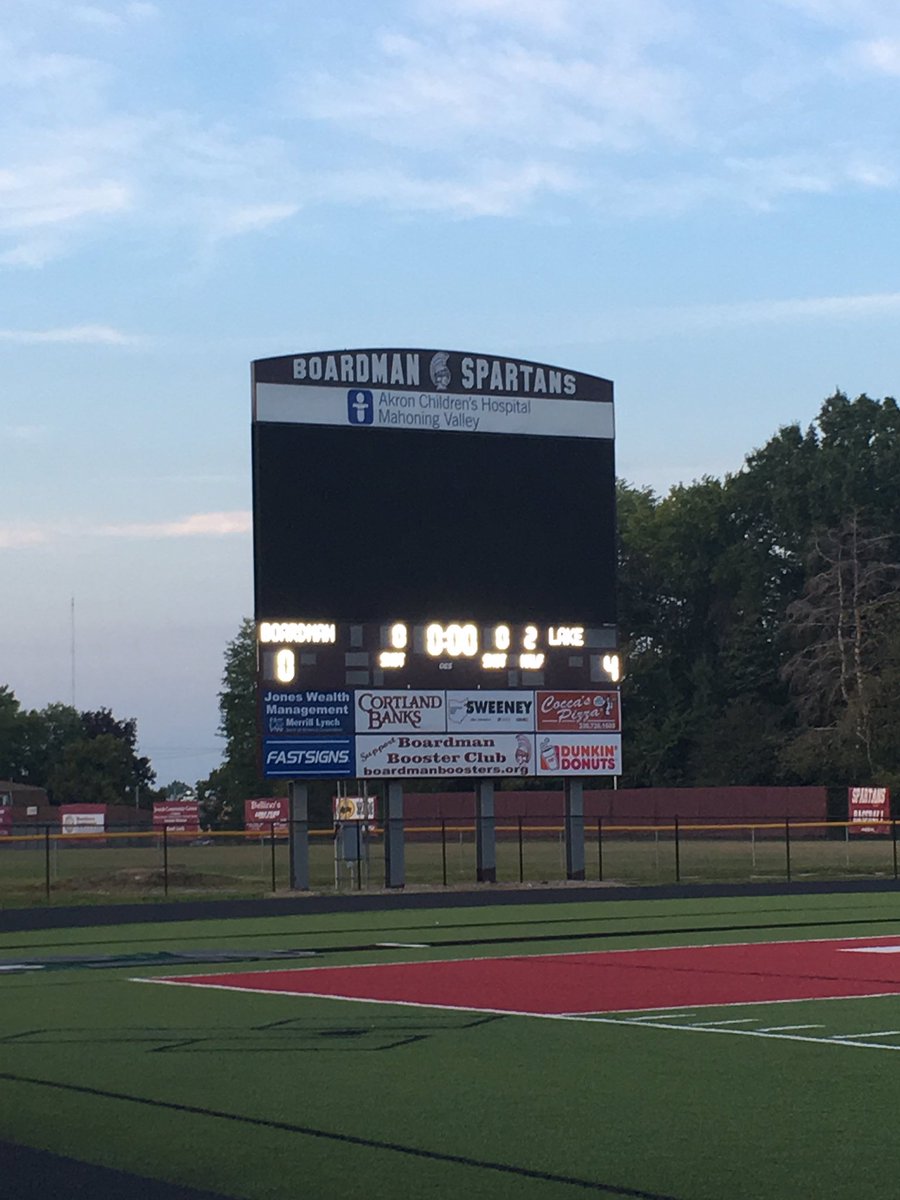 boys_lakesoccer's tweet photo. Varsity is also bringing home shutout 4-0! Great Game Boys! #25ZachMinor with all 4 goals! #rockedem #bluestreaks #lakesoccer2k17 https://t.co/nVQc1Phw7k