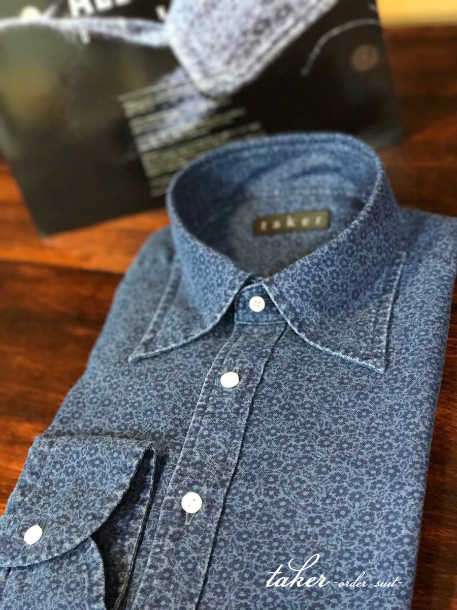 taker_tokyo's tweet photo. 【 デニムシャツ👔】イタリア🇮🇹素材を日本が誇るデニム処の岡山で仕上げた本物です🏯 シャツ共布でポケチを作れ秋冬ジャケットスタイルにハマります🎩

・・・・・
#takerordersuit #tokyo #aoyamaitchome #bespoke #オーダースーツ東京 https://t.co/xFqWIvwR3e