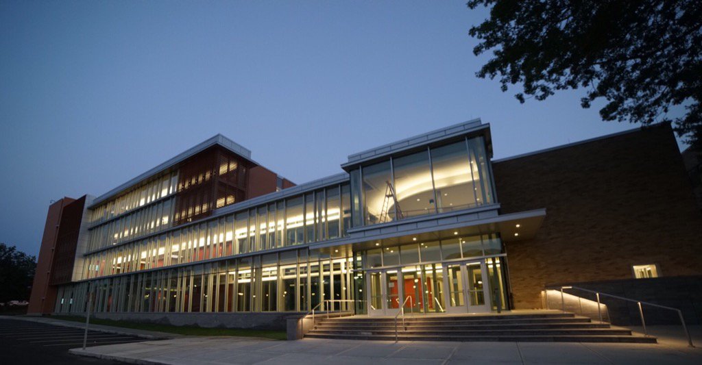 Fairfield University 
New School of Nursing &amp; 
Health Studies