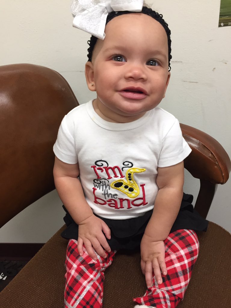 Kathy31692858's tweet photo. Sarah enjoyed her first marching band Friday! https://t.co/nf7Y6ZgVmg