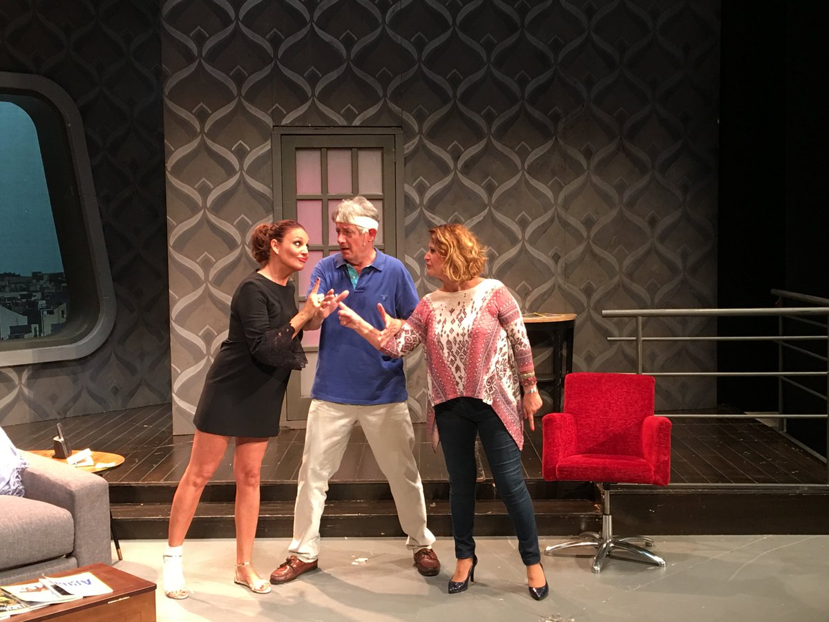 Mas_Escena's tweet photo. Josema Yuste vuelve con Taxi a Madrid al Teatro La Latina @Danielenmadrid #Masescena @TeatroLaLatina 
https://t.co/tiyYQWXGjX https://t.co/NzzgElCVgP