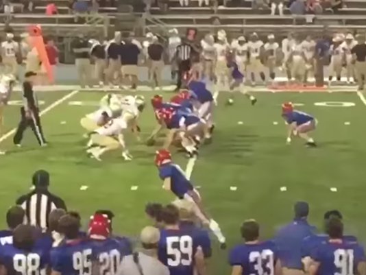 An Alabama high school football player with Down Syndrome scores a touchdown, cheers erupt:
on.wbir.com/2gfaSfo