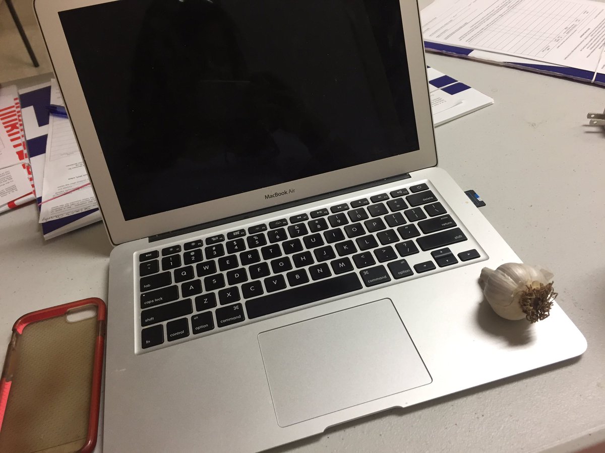 OurRevSTL's tweet photo. #TonyBWasHere #FreeGarlic https://t.co/NDE8oqNZsN