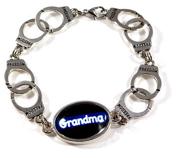 auntshellys's tweet image. #Handmade #ThinBlueLine #PoliceBracelet #PoliceMom #PoliceWife 
#Personalize w Badge or YOUR TEXT!
#BlueLivesMatter
auntshelly.com/handcuffbracel…