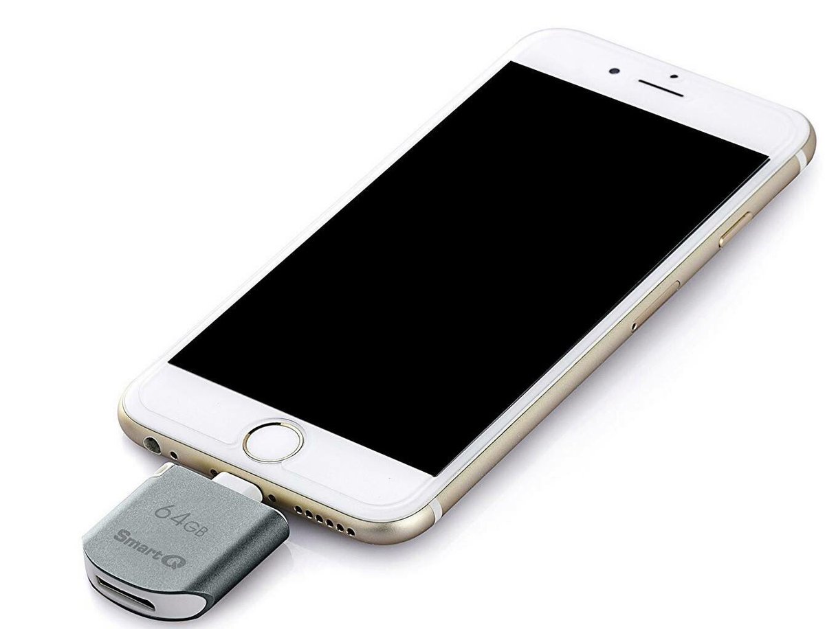 JerichoRock's tweet image. Looking for reviewers for my Dad's product! 

You will be awarded.

#MemoryCardReader 
#MemoryCardReaderforiPhone 
#FlashDriveforiPhone