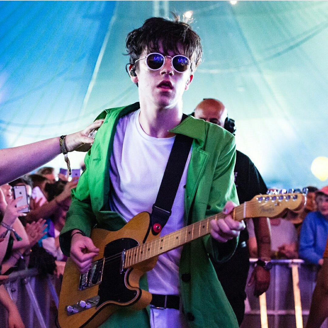 DeclanArgentina's tweet photo. Declan hoy en el Leeds Festival. Fotos por isophotographic (Instagram). https://t.co/Vp3DH2FbGQ