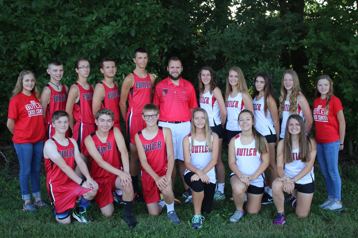 ButlerBearXCTF's tweet photo. Your 2017 Boys & Girls #ButlerXC teams! 🐻 🏃🏻 https://t.co/SnRjqUYXZO