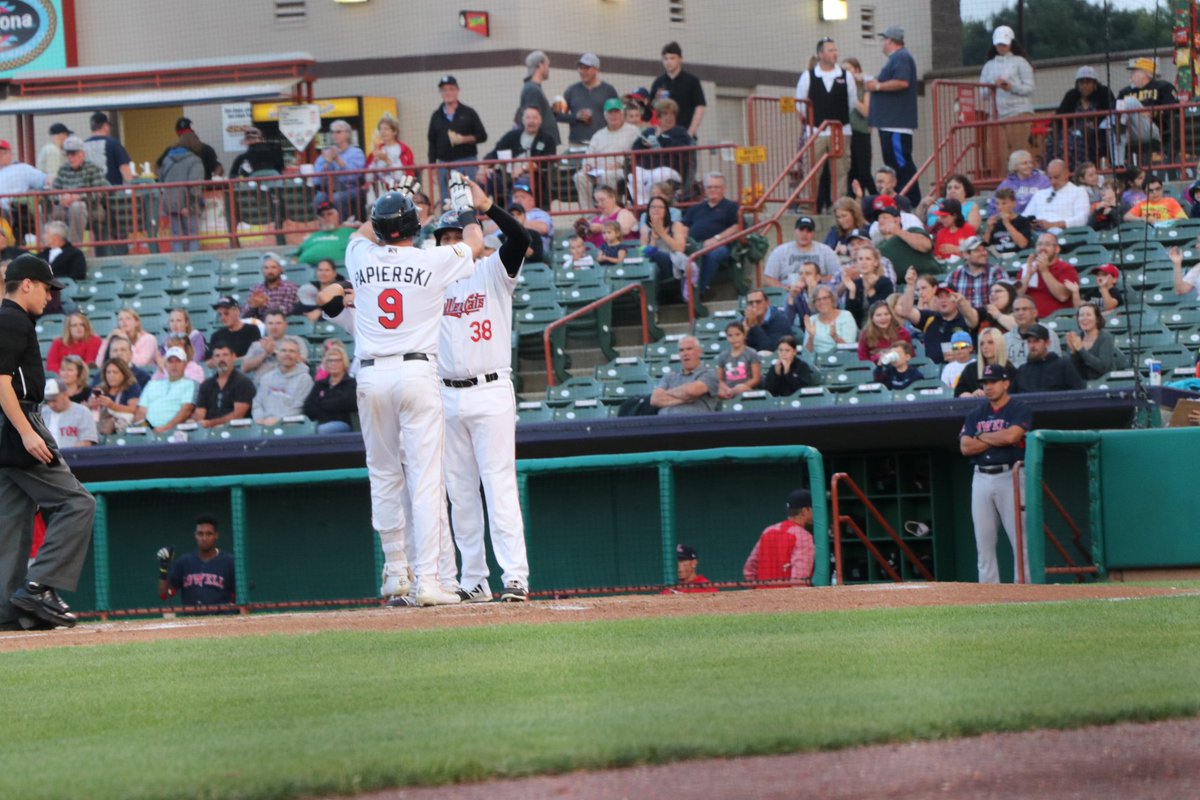 ValleyCats's tweet photo. Have a day, @mpappy14! His 3-run triple in the 7th blows this game wide open, it's 9-1 'Cats! Pap has a home run, a triple, and 6 RBI! https://t.co/dgxoGkYHp1