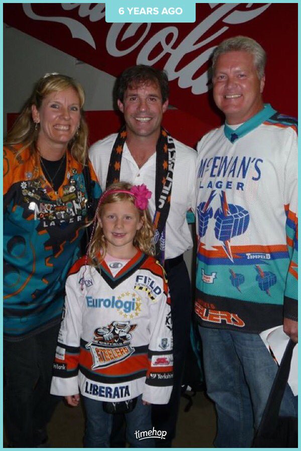 IAmSueDavo's tweet photo. Can't believe @steelershockey #FestivalOfHockey was 6 years ago today! When's the next one, @Simmsey ?
#SheffieldSteelers #TimCranston https://t.co/sDTUyL45Rf