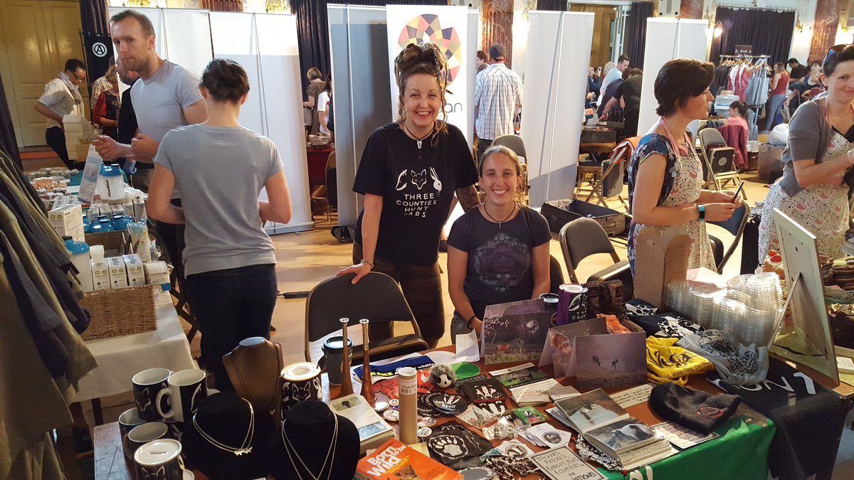 Glos Badger Office/3 Counties Sabs Stall at #Cheltenham  #Vegan  Fair #StopTheCull #GlosBadgerOffice #3CountiesSabs  #StopTheCull #Badgers ✊