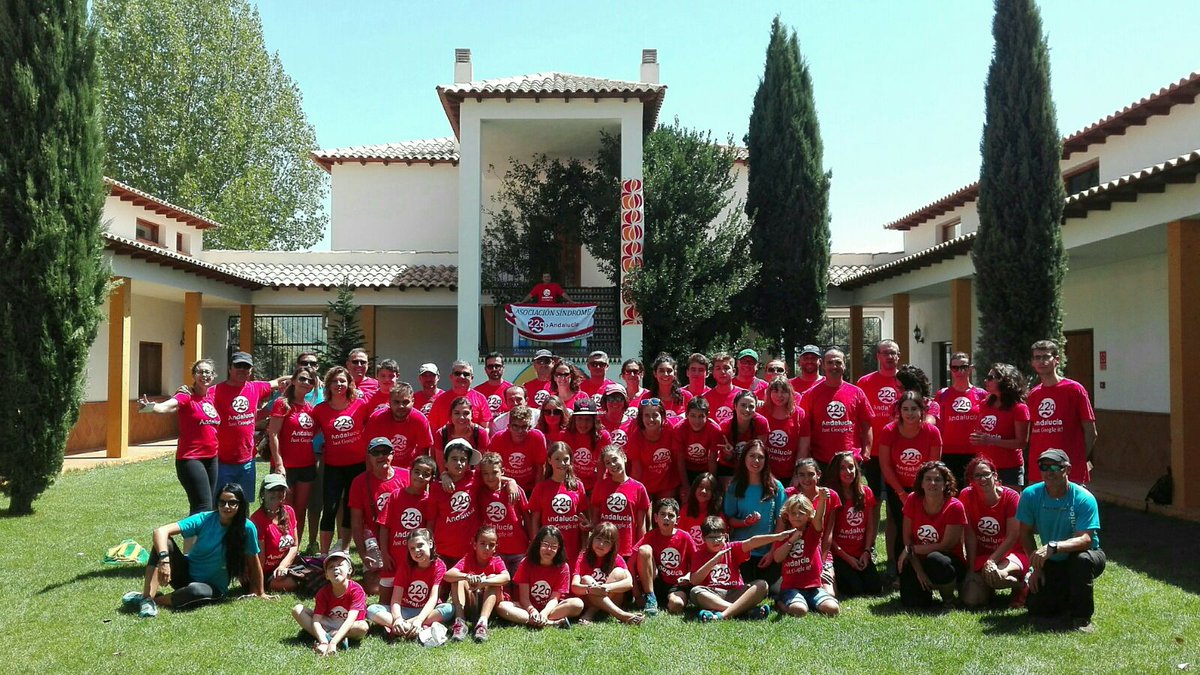 Ya tenéis vídeo del CAMPAMENTO Inclusivo de la <a href="/22qAndalucia/">Síndrome 22q Andalucía</a>. Gracias a los colaboradores <a href="/HORNICO1/">EL HORNICO</a> <a href="/fundinocente/">Fundación Inocente</a> 
youtu.be/5EwzvyLkdkU
