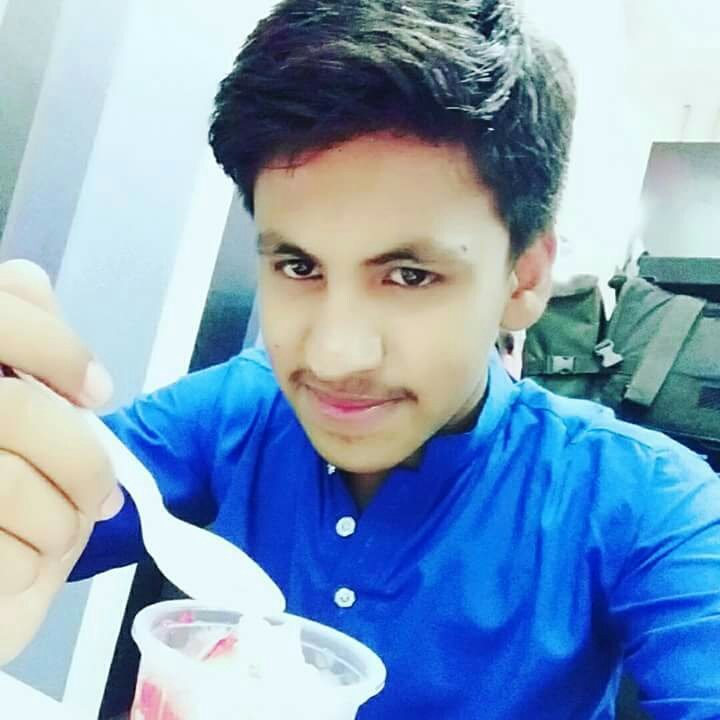 8aebb3b4db024d5's tweet photo. #NewProfilePic https://t.co/wsZzag9MVw