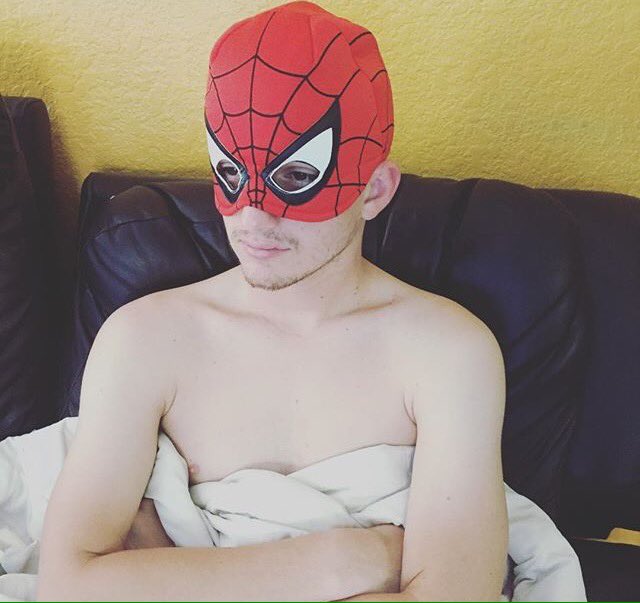 bradenjoseph's tweet image. getting ready to watch this fight even tho I could beat both these bitch asses asses #MayweathervMcgregor