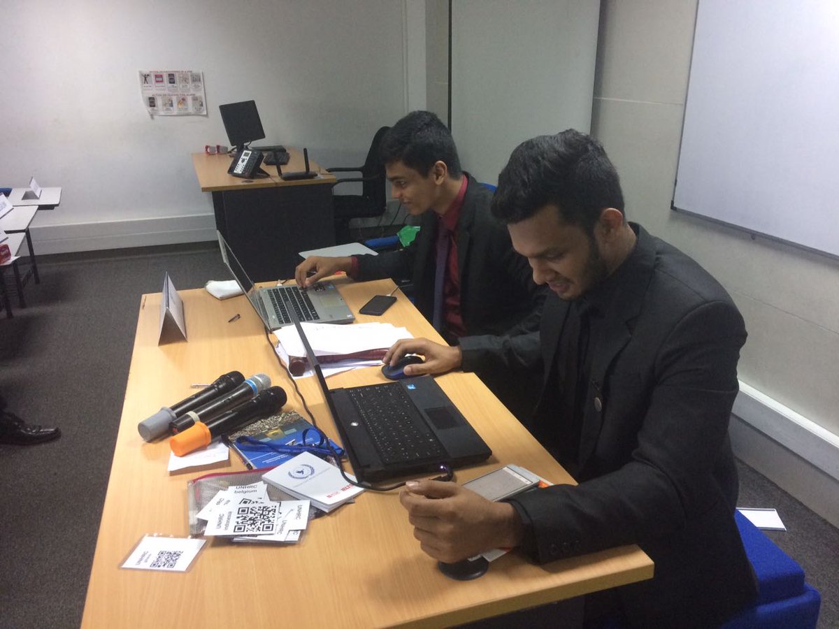 NYMUNSL's tweet photo. #UNHRC chairs setting up for a brilliant second day of conference! 
#NYMUN2017 #lka https://t.co/VTWlfTx7Rk