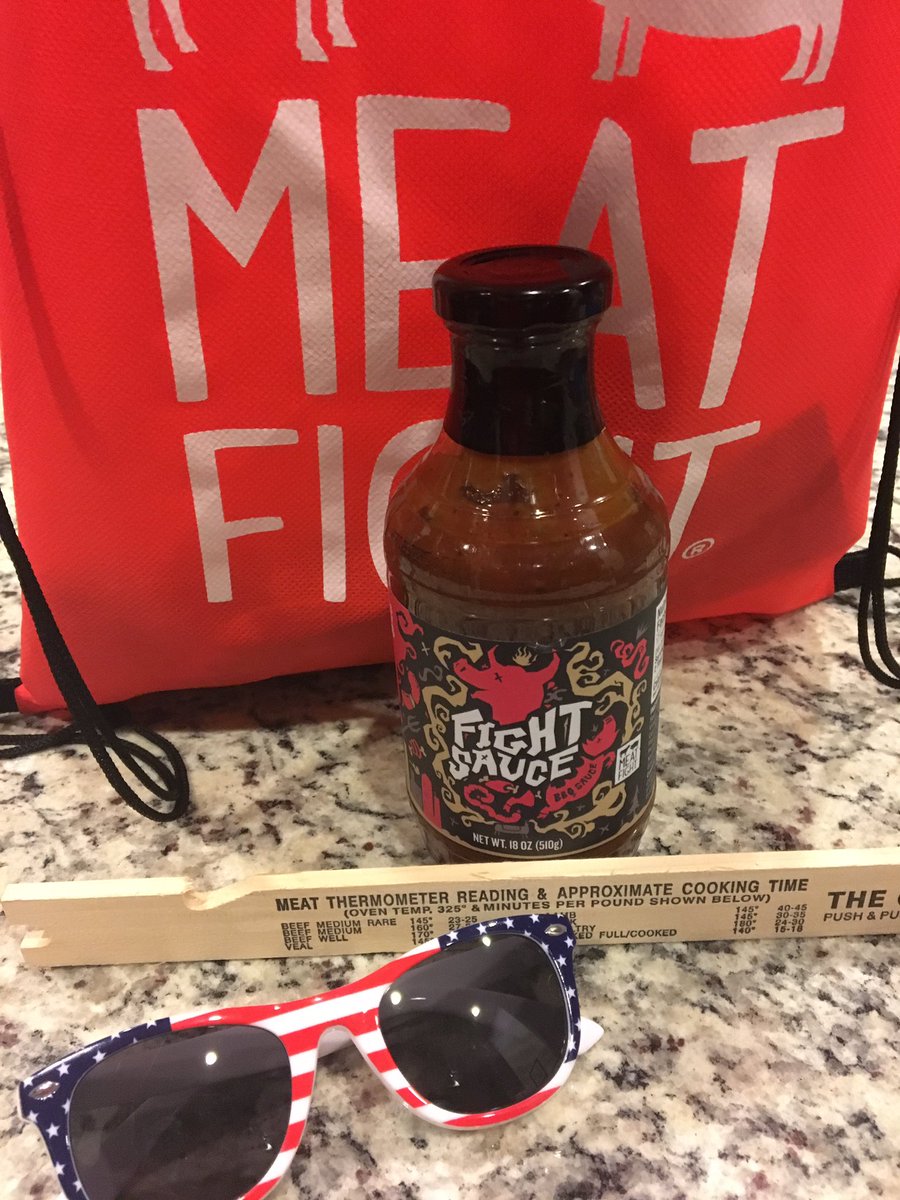 dfwfoodiegeek's tweet photo. @Meat_Fight @TuppsBrewery thanks for an amazing time #mf1k #fightms #wewillbeback #greatswag #awesomefood #beer #booze #meat https://t.co/rodCxoS1Ce
