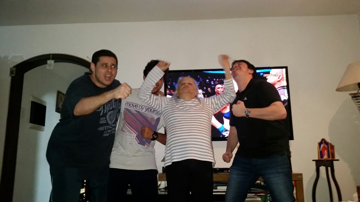 raphaelcampos26's tweet photo. #irelanddowncombate https://t.co/EYvwb7dy8u