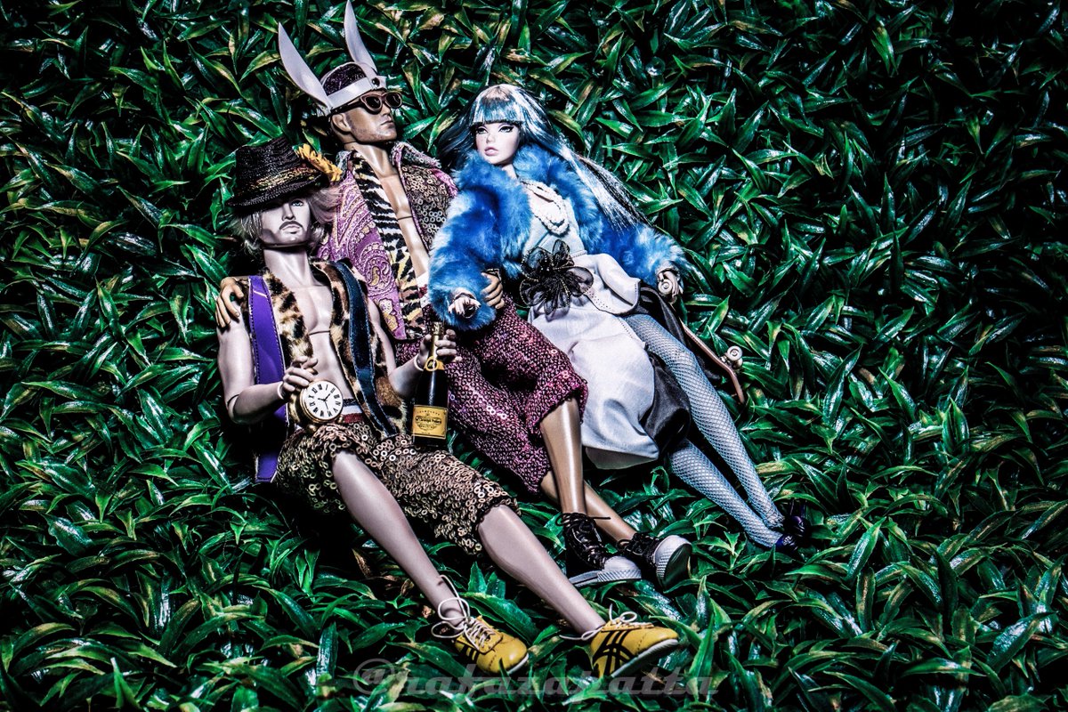 rafazapatta's tweet photo. Wonderland #DGs #RioPacheco #Ollie #colorInfusion #jemandtheholograms #RufusBlue https://t.co/BrZpskLStZ
