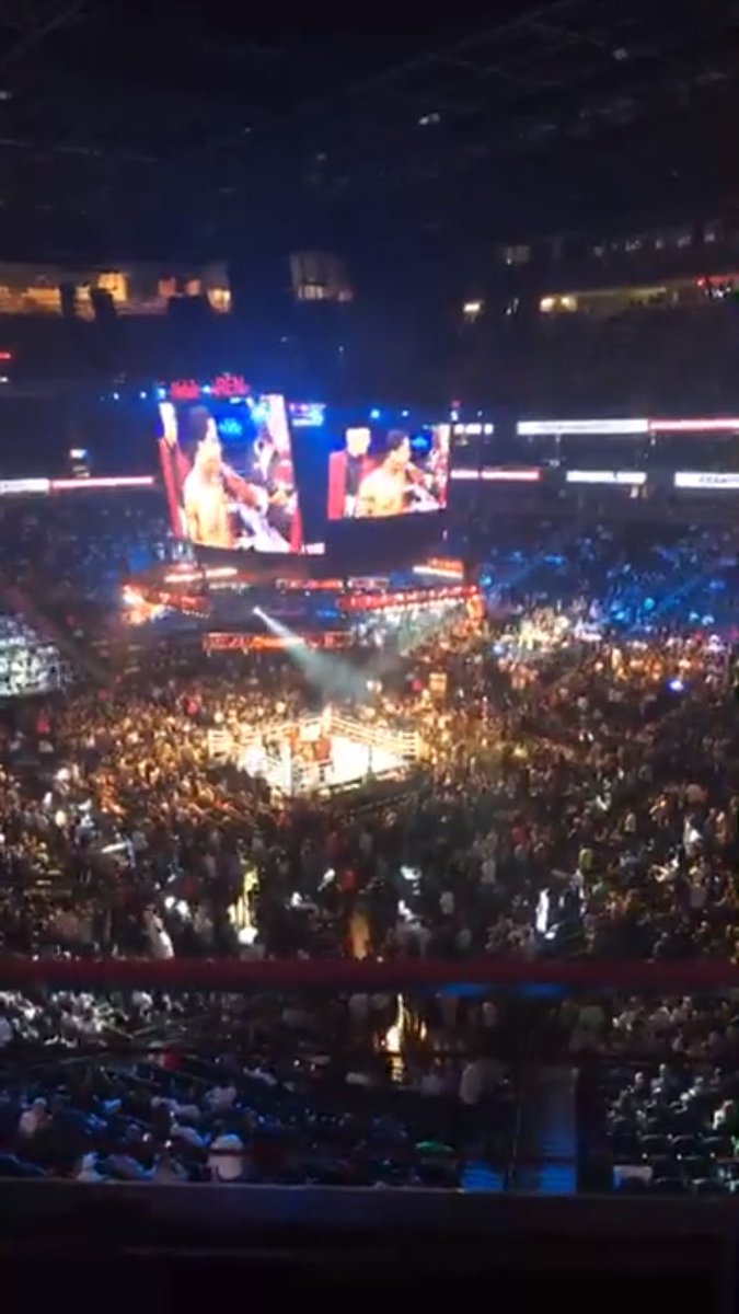 alexfiskkk's tweet image. 500 retweets and I&apos;ll run into the ring #MayweathervMcgregor