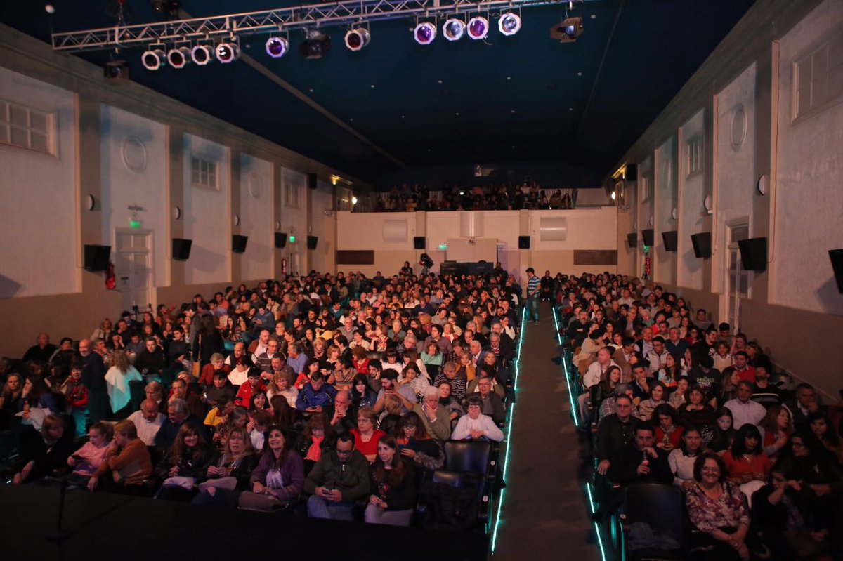 Función a sala llena de #EducandoalNene #30Años en #ImperialMaipú gracias #ErnestoSuarez y <a href="/Daniquirogactor/">Daniel Quiroga Actor</a> por su talento en escena