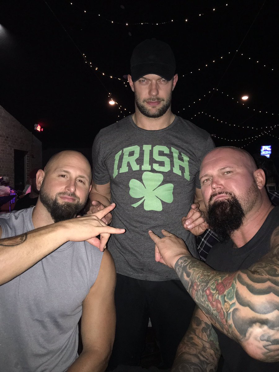 FinnBalor's tweet photo. My Lucky shirt &amp; my Lucky brothers #IrishInvasion 
#IrishPride 
#MayweatherVsMcGregor #McGregorFTW https://t.co/xdFtgK2DDs
