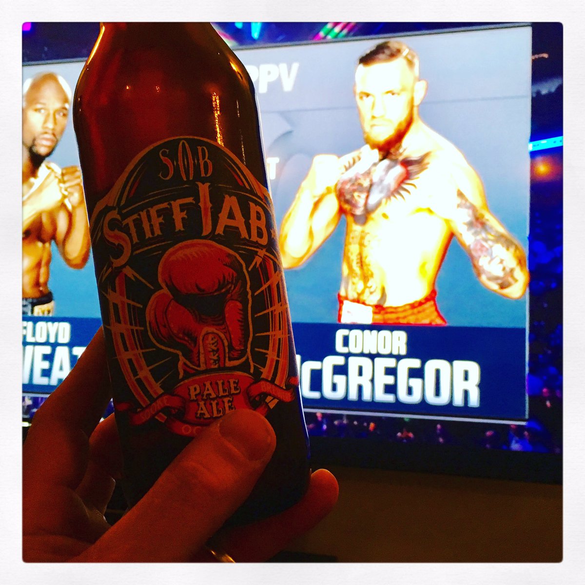 What pairs best with the boxing match of the decade ???? Well it's #stiffjab #paleale of course by <a href="/sookebrew/">S.O.B.</a> #mayweathermcgregor