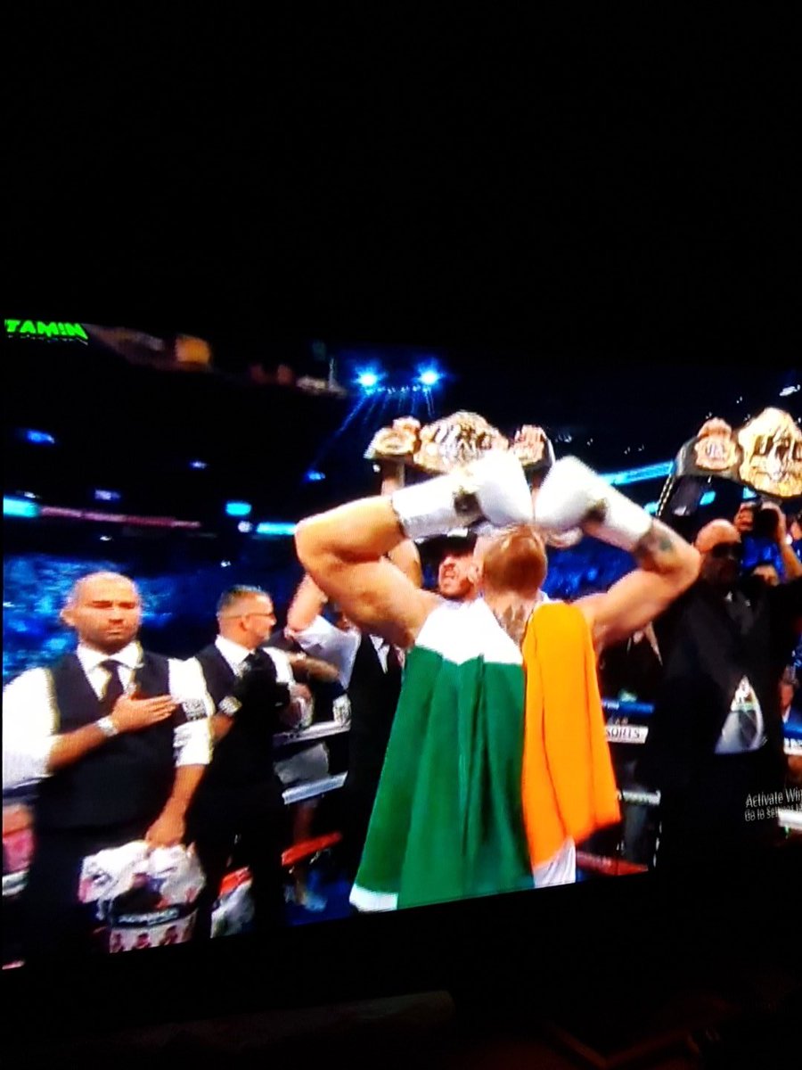 _aliazam's tweet photo. RT THIS IF YOU NEED THE LIVE STREAM LINK.

#McGregorMayweather 
#MayweathervMcgregor 
#McGregorVsMayweather https://t.co/l5UUZNw4RQ