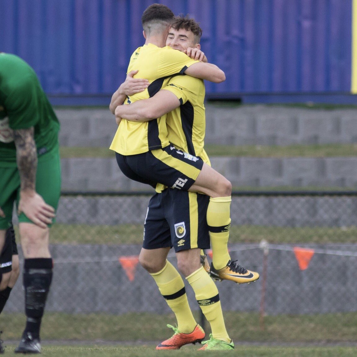 CCMariners's tweet photo. That finals feeling 😊 Congrats to @ben_cahn's academy side who have sealed a 1-0 win to assure themselves finals football in the PS4 NPL 2! https://t.co/murtrcXGvT