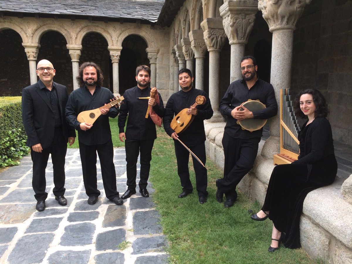 Avui el Llibre Vermell de Montserrat, Cants i Danses a <a href="/esdansa/">Ésdansa</a> 11:40h st. Martí del Corb amb <a href="/MagisterPetrus/">Magister Petrus</a> <a href="/CorCatedralBcn/">Cor Francesc Valls</a> <a href="/esbartderubi/">Esbart Dansaire Rubí</a>
