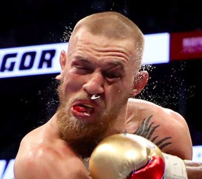MrBrown__'s tweet photo. What in the what is this??? #MayweathervMcgregor https://t.co/MXbscajrgf