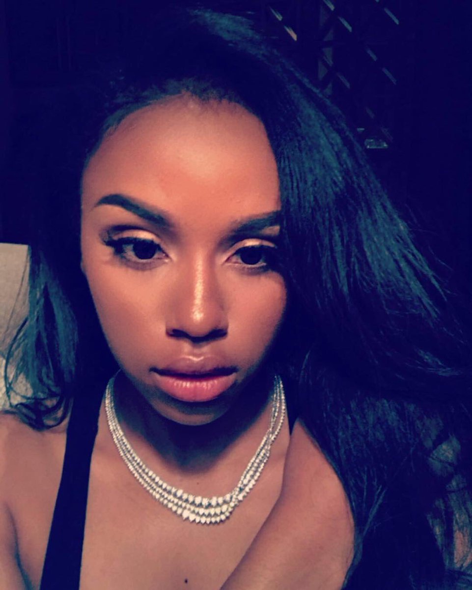 mar3uss's tweet photo. Anyways, Floyd's daughter is literally everything https://t.co/8mpgllM1Gg