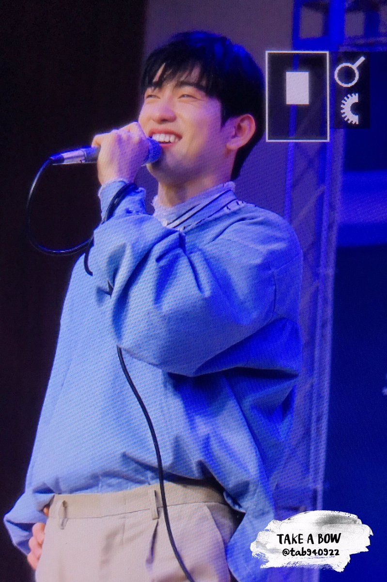 tab940922's tweet photo. 170827 스페셜 팬사인회 진영💙 #Jinyoung #GOT7 #JJProject #Verse2 #내일오늘 #제제프_내일오늘_사랑해✨ https://t.co/nRKF9b2X01