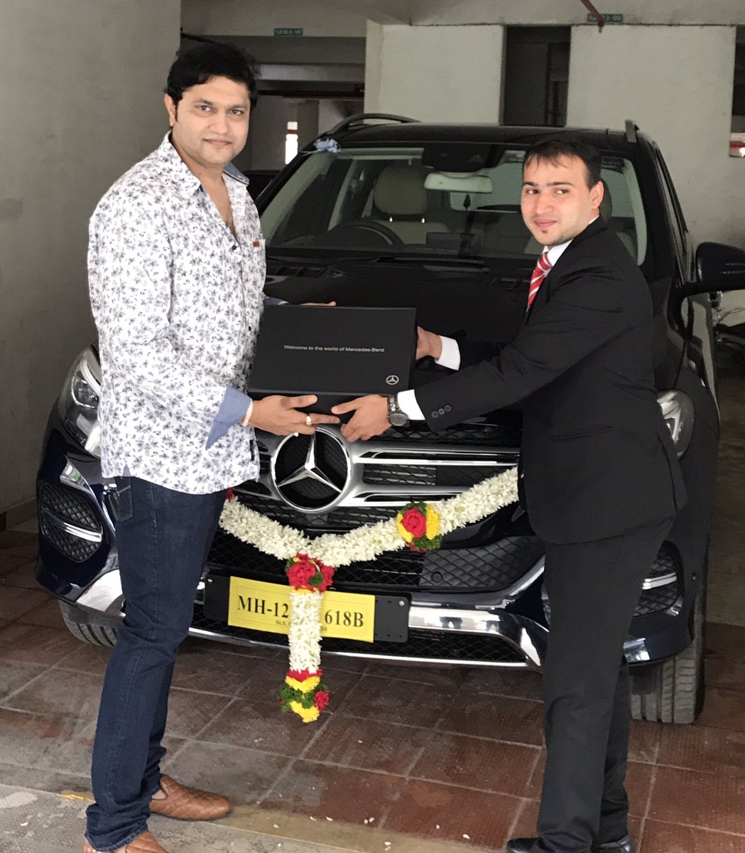 reshamsanghvi's tweet image. When the feeling of accomplishment is complimented with nothing but the best! @MercedesBenzInd #GLE #GiftMyself #LovingIt