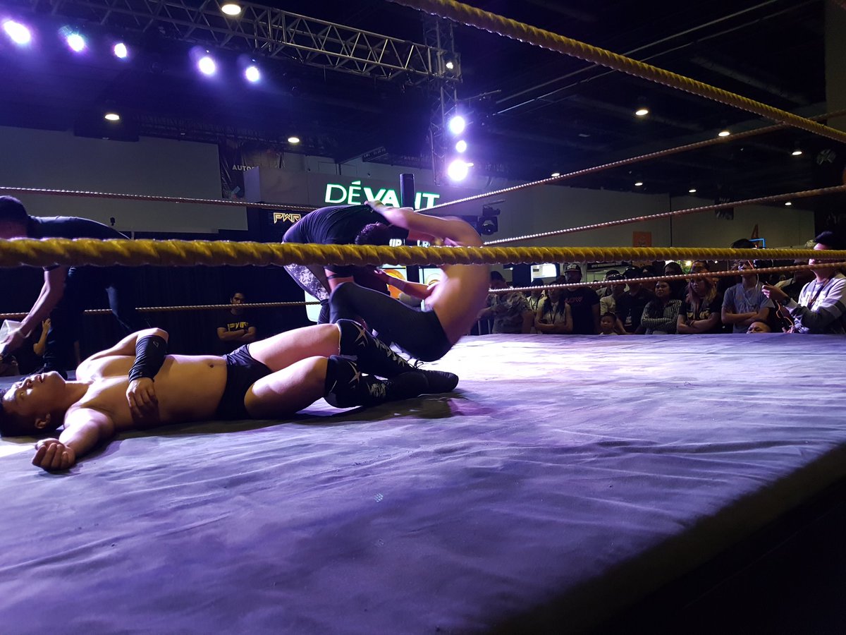 pwrofficial's tweet photo. Mike Madrigal hits the Go2Sleep and pins SANDATA! Madrigal WINS the match!!
@AsiaPOPComicon 
#APCCPH2017 #PWRxAPCC https://t.co/geBXvucNCV
