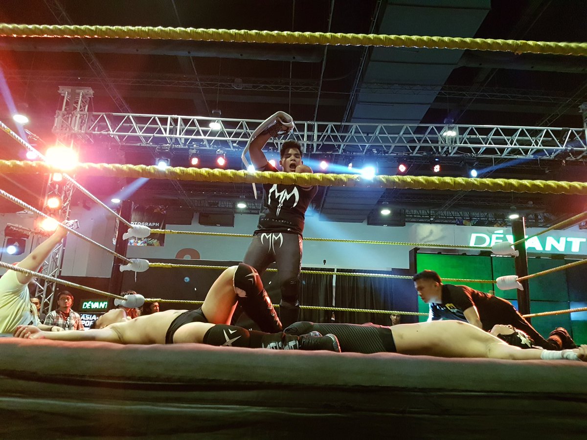 pwrofficial's tweet photo. He's done it!  Mike Madrigal is your NEW PHX champion!!
@AsiaPOPComicon 
#APCCPH2017 #PWRxAPCC https://t.co/4svI3EOvsm