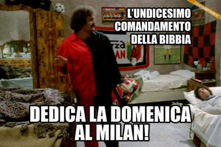 Rossonera_21's tweet photo. Match day🔴⚫ #HungrierThanEver #MilanCagliari https://t.co/h1kdE6wyjd